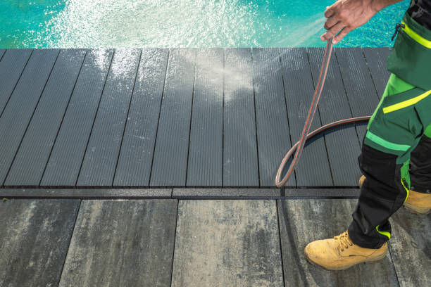 Best Garage Pressure Washing  in Wellington, UT